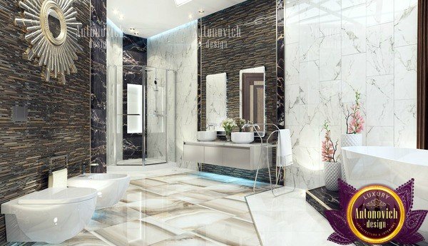 Современная ванная с впечатляющим душевым пространством walk-in