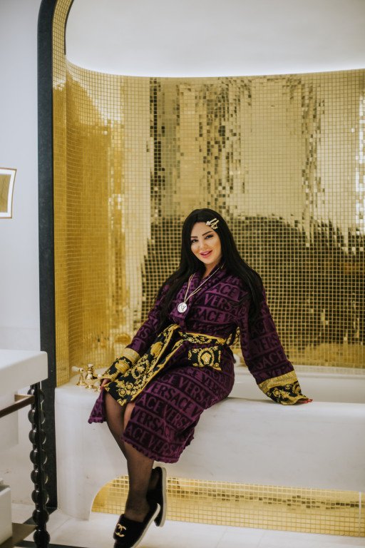 كاترينا أنتونوفيتش المصممة المعمارية والمصممة الداخلية من الدرجة الأولى كاترينا انتونوفيتش