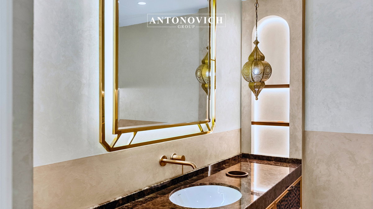 Luxury Bathroom Interior Design &amp; Implementation for Meadows Dubai Villa