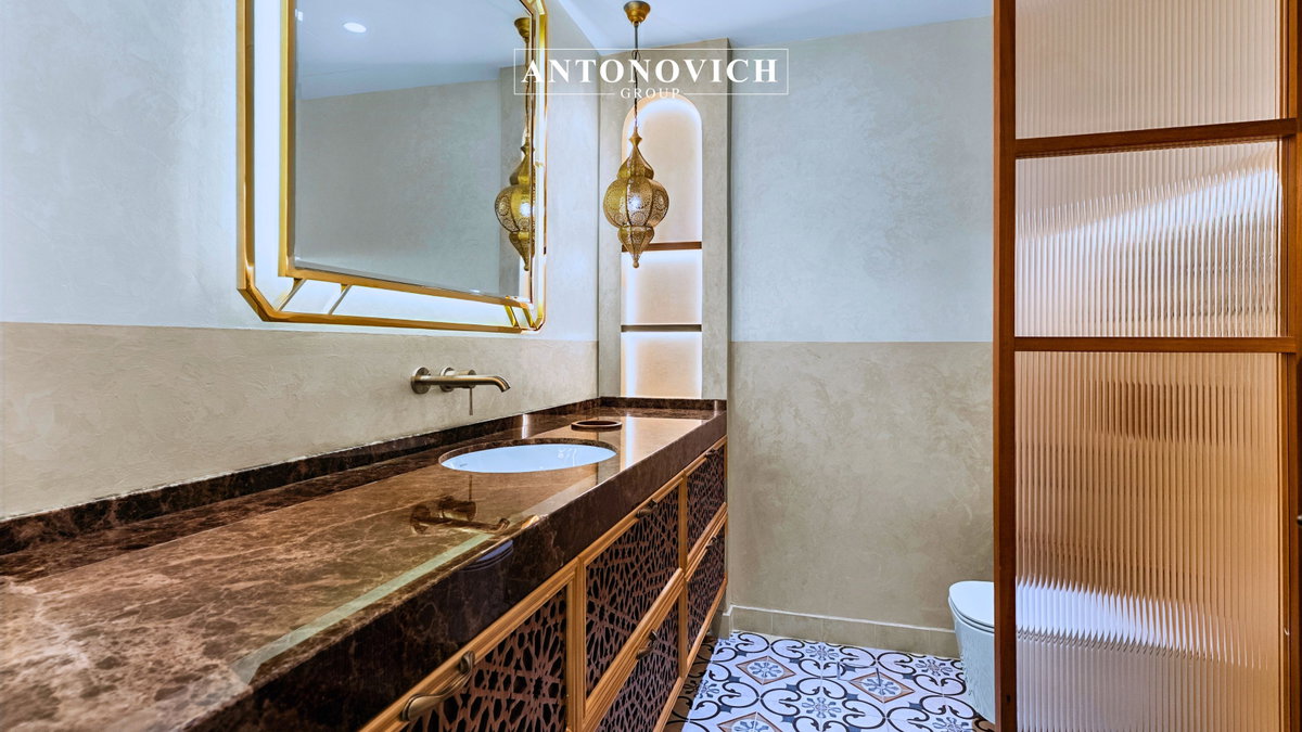 Luxury Bathroom Interior Design &amp; Implementation for Meadows Dubai Villa