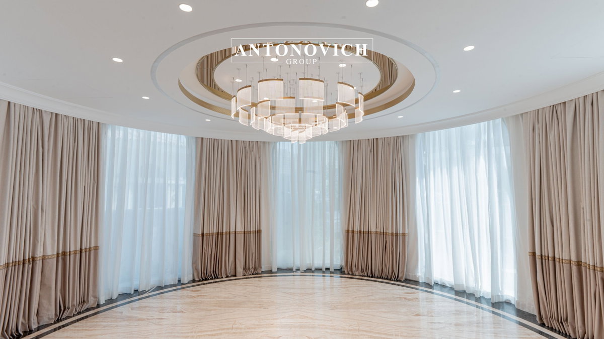 ELEGANT DRAPERY EXCELLENCE: BESPOKE CURTAINS TRANSFORMING INTERIORS ELEGANT DRAPERY EXCELLENCE: BESPOKE CURTAINS TRANSFORMING INTERIORS