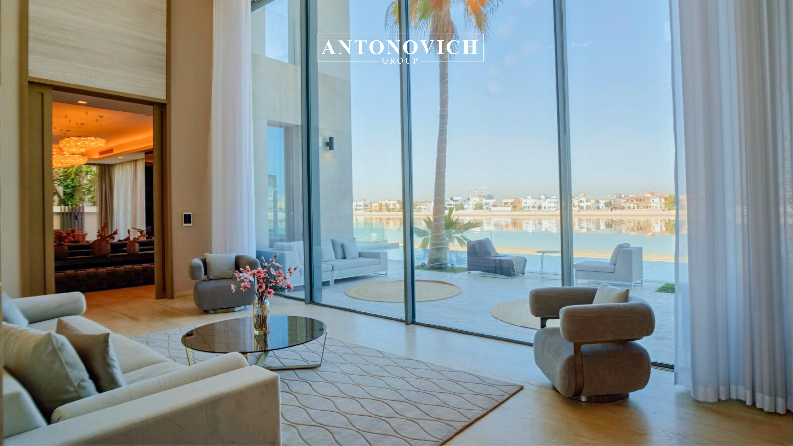 A Signature Living Room Designed for Palm Jumeirah Luxury Living A Signature Living Room Designed for Palm Jumeirah Luxury Living