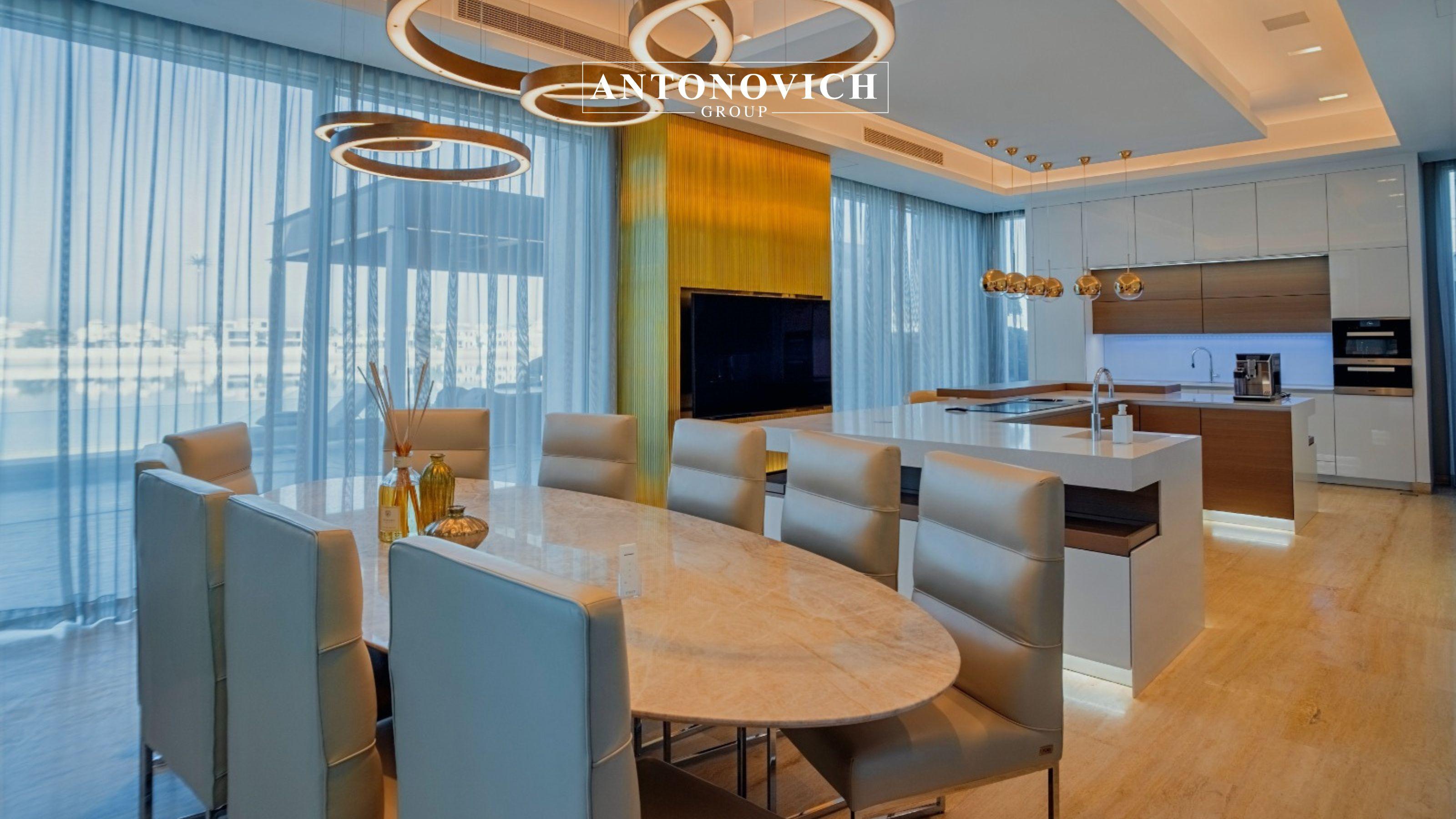 An Iconic Dining & Kitchen Interior for a Palm Jumeirah Luxury Villa An Iconic Dining & Kitchen Interior for a Palm Jumeirah Luxury Villa