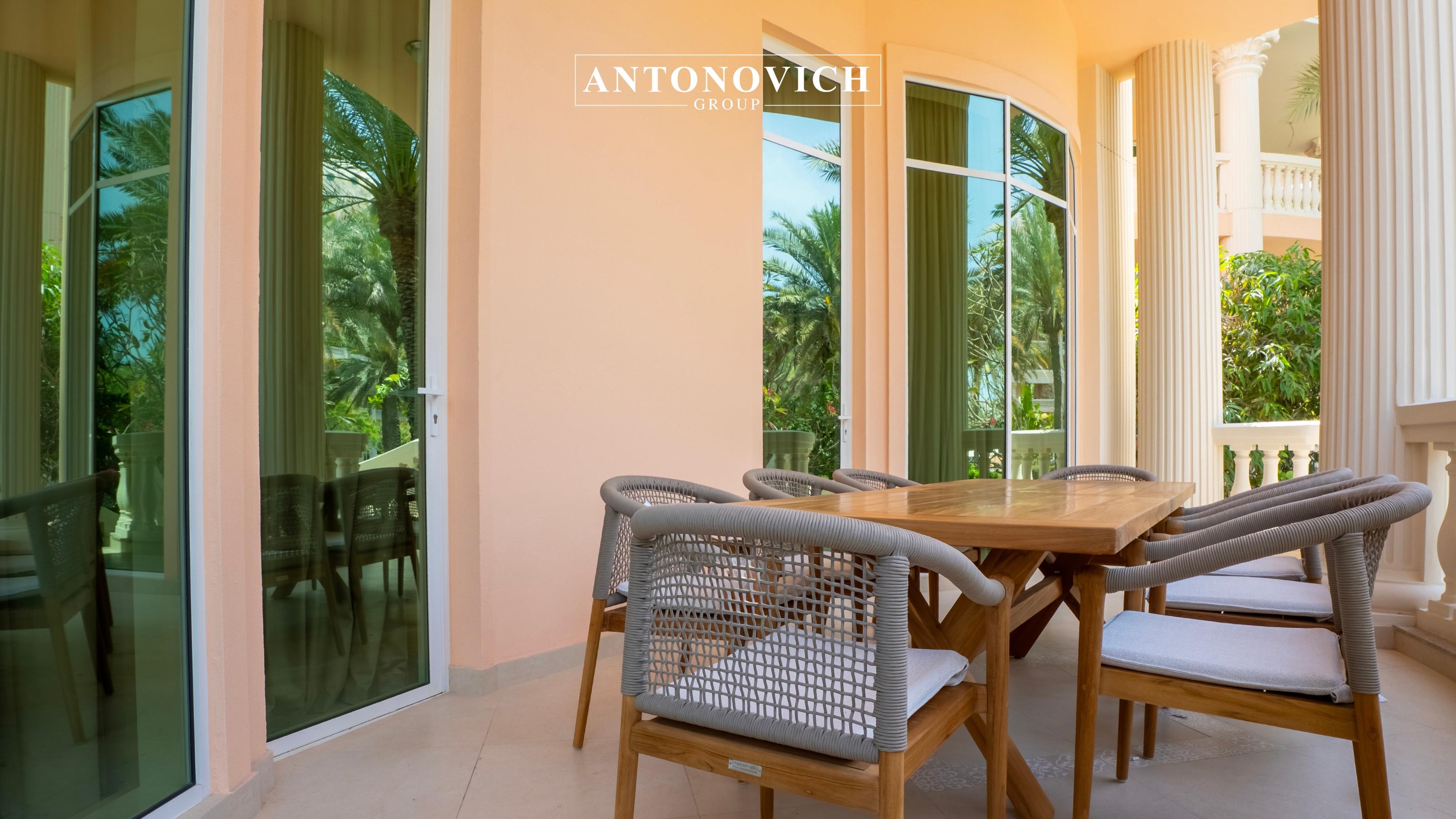 The Art of Outdoor Living | Luxury Villa Exterior Design in Palm Jumeirah Dubai The Art of Outdoor Living | Luxury Villa Exterior Design in Palm Jumeirah Dubai