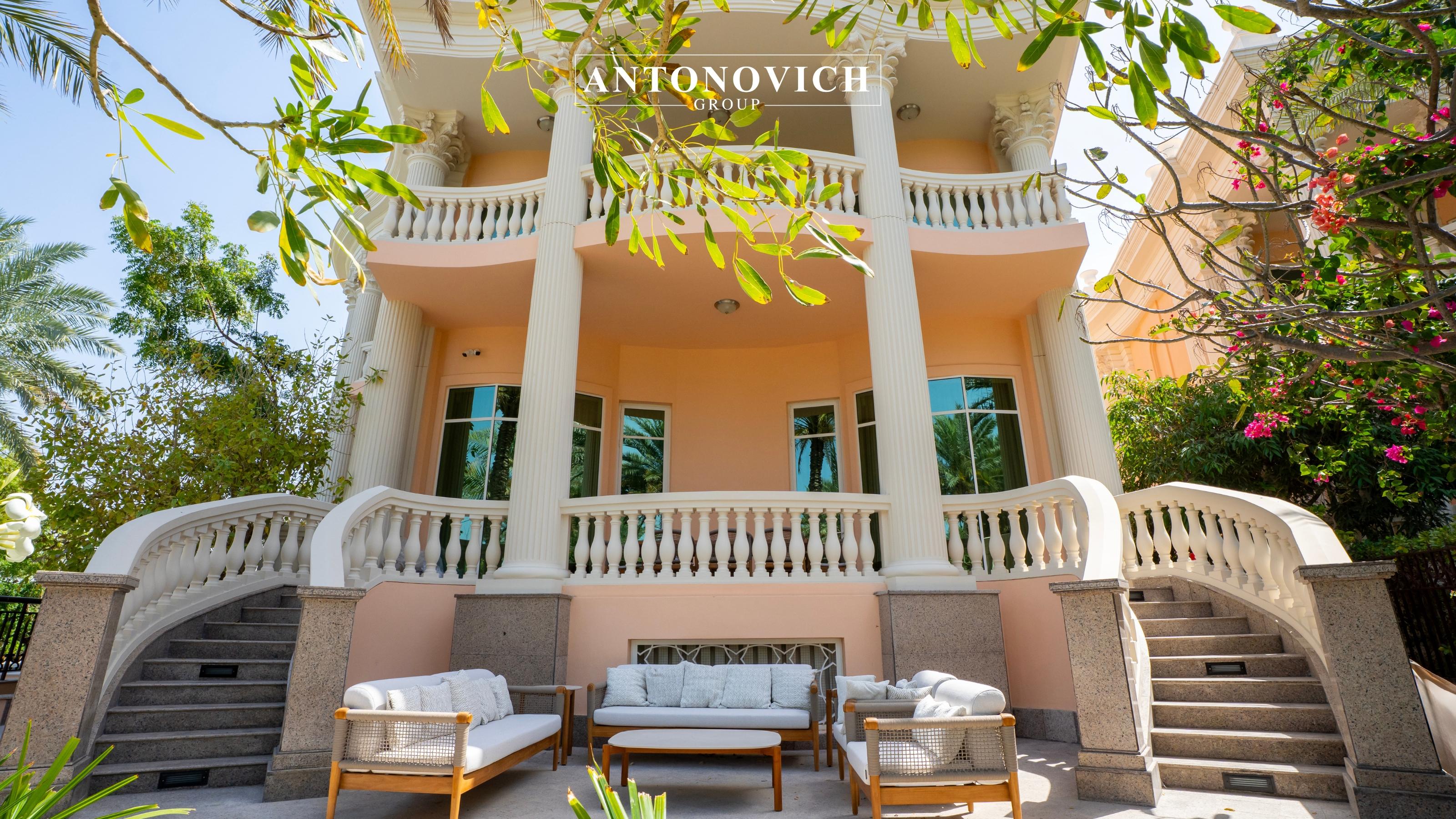 The Art of Outdoor Living | Luxury Villa Exterior Design in Palm Jumeirah Dubai The Art of Outdoor Living | Luxury Villa Exterior Design in Palm Jumeirah Dubai