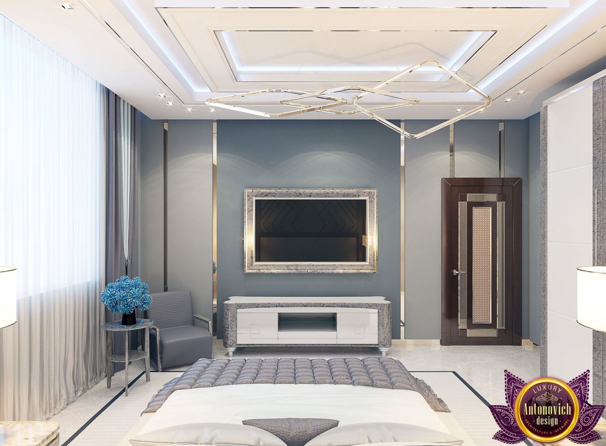 Silk curtains and high headboard