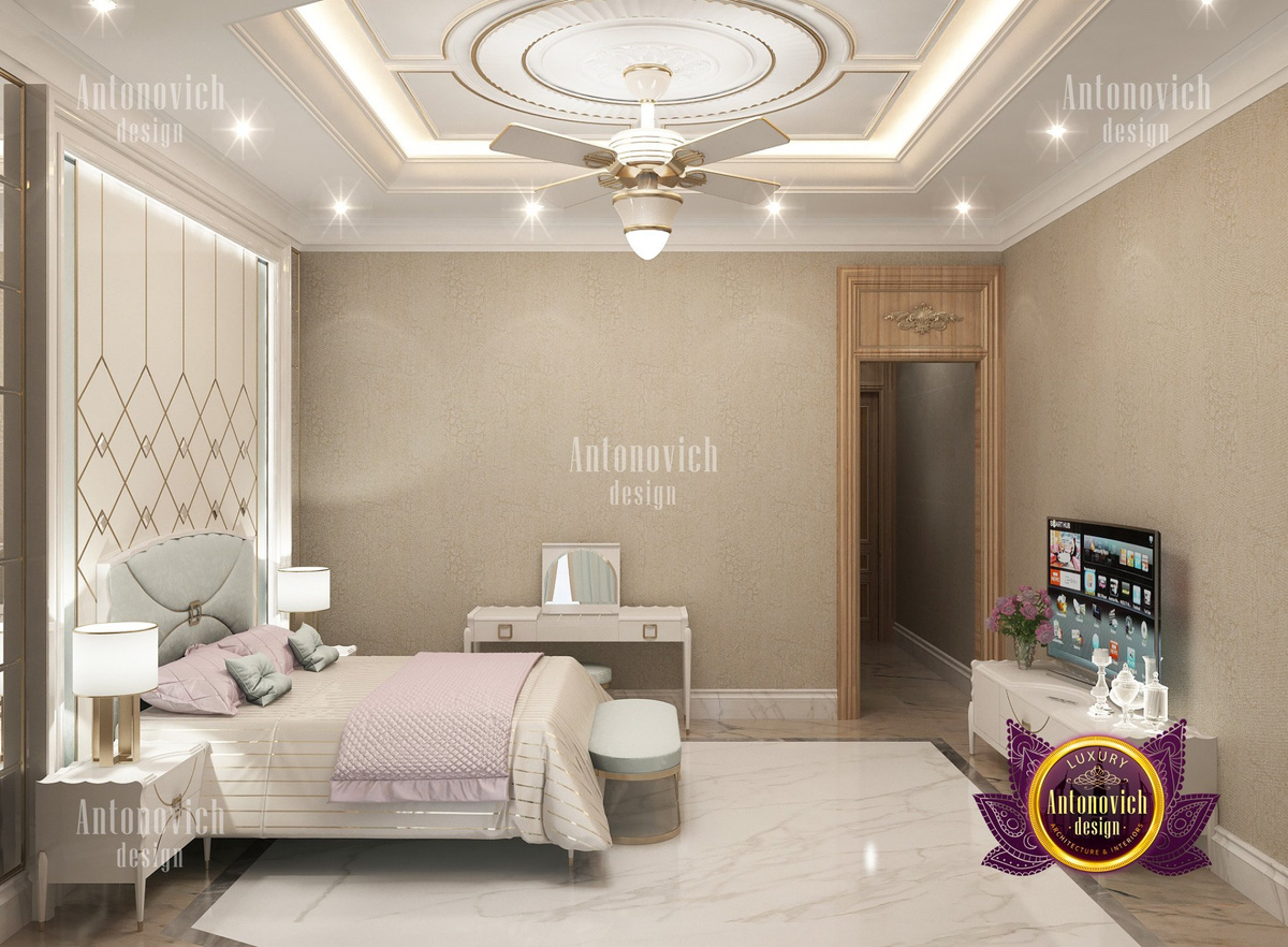 Big bedroom interior design | Antonovich Group