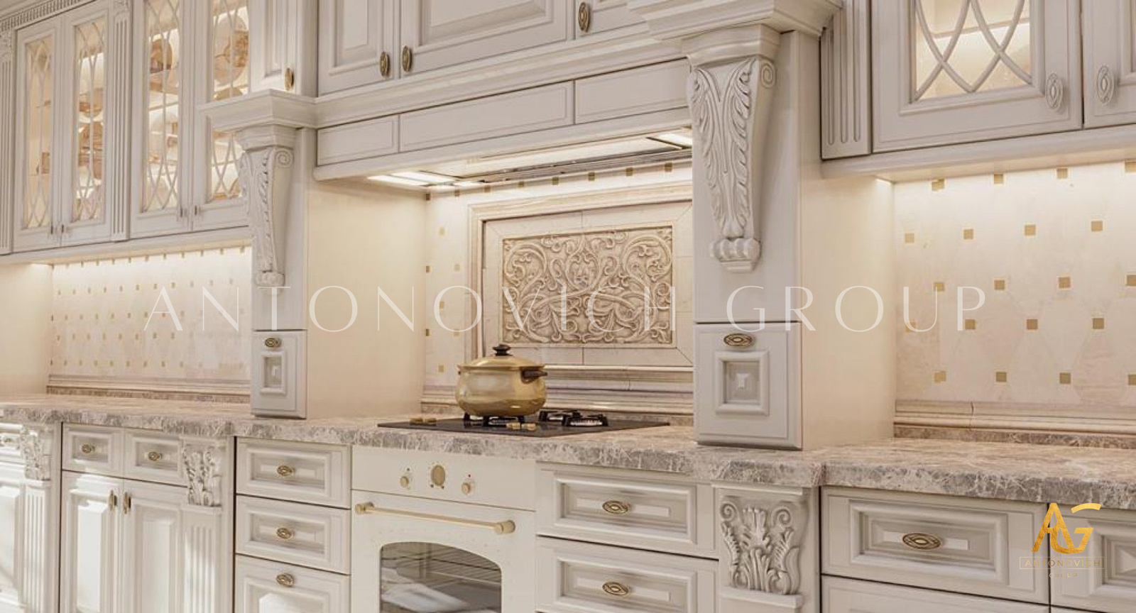 DELICATE INTERIOR DESIGN FOR LUXURY KITCHEN