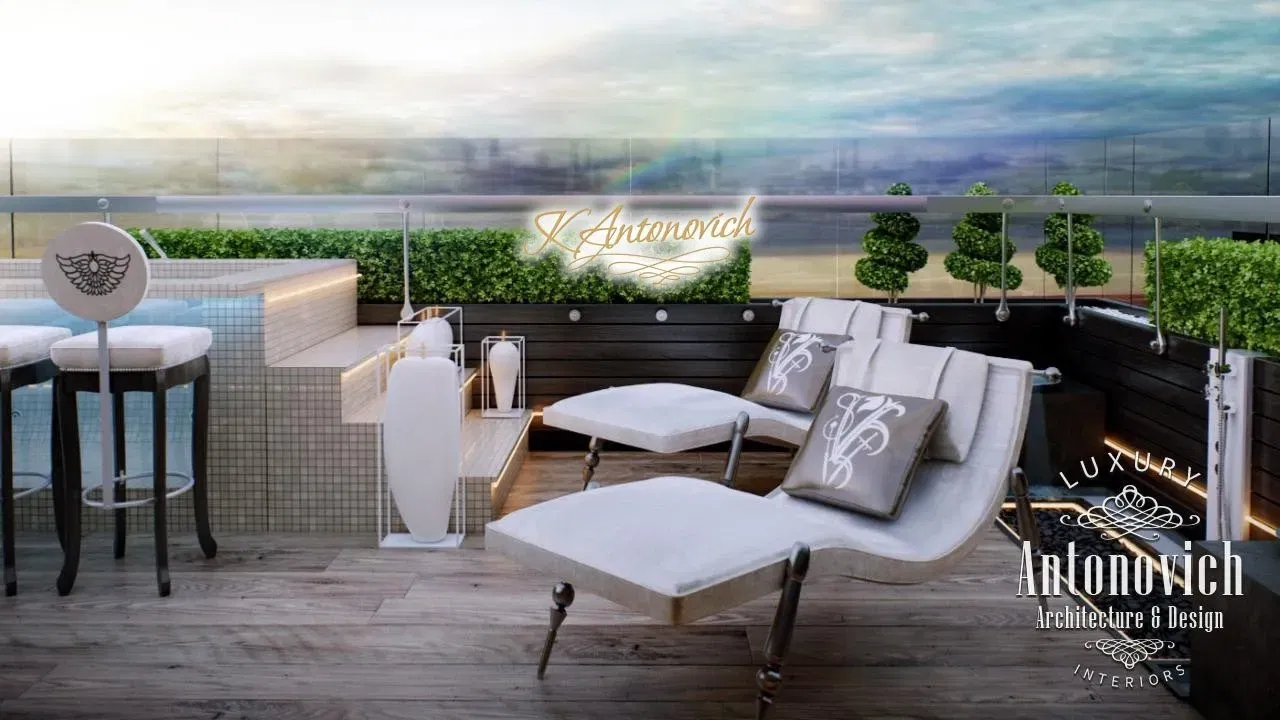 Cozy Rooftop Jacuzzi