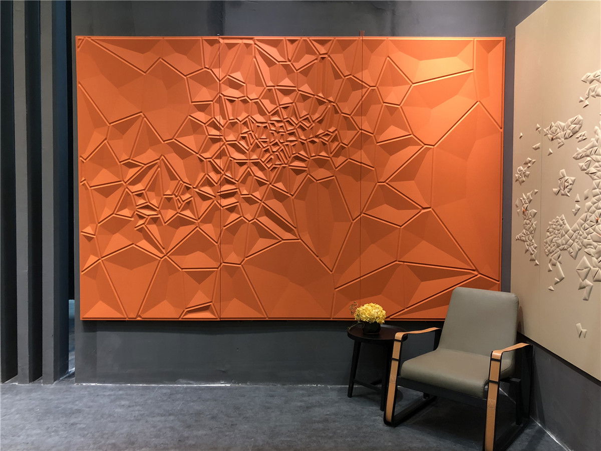 الألواح الرخامية: تصميم الجدار الفعال المناسب