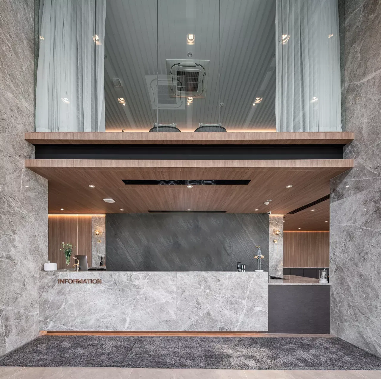 Роскошный современный дизайн интерьера клиники