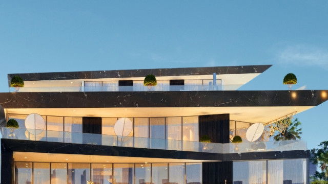 ULTRA-LUXURY VILLA IN LA MER ISLAND