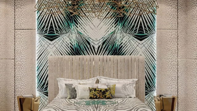ألواح حائط مخصصة وديكور فاخر لغرفة النوم