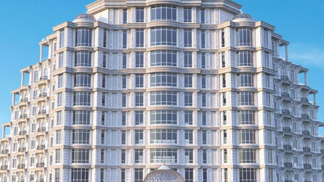 Современный фасад отеля в Дубае