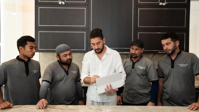 HOW TO DECORATE YOUR INTERIORS WITH CREATIVITY?