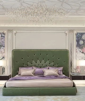 Спальня в роскошной квартире