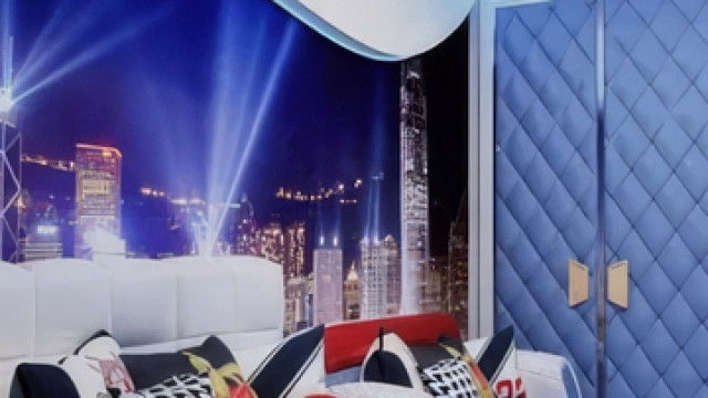 Dynamic and Vibrant Children's Room