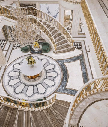 Дизайн прихожей роскошной виллы