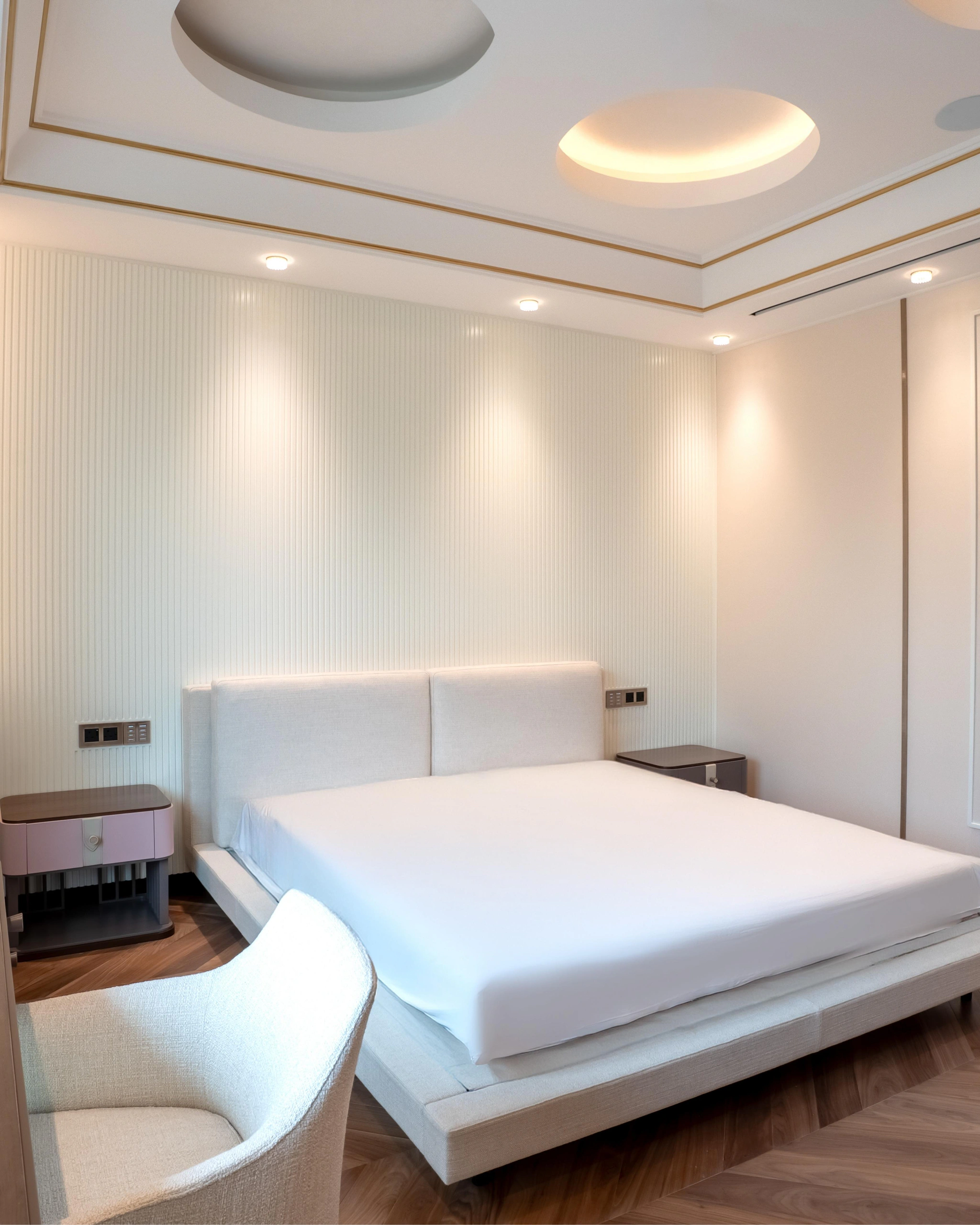 Luxury Villa Renovation: Transforming Bedrooms and Bathrooms into Timeless Masterpieces