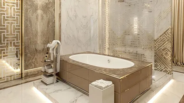 تصميم حمام فاخر وواسع بتفاصيل أنيقة