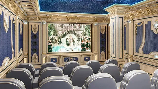 تصميم سينما منزلية فاخرة لخبرة مشاهدة استثنائية
