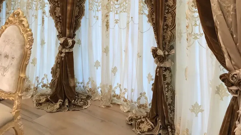 تصاميم الستائر لارتقاء منزلك