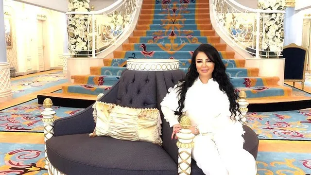 Elevate Your Home with the Elegance of Noble Staircase Design