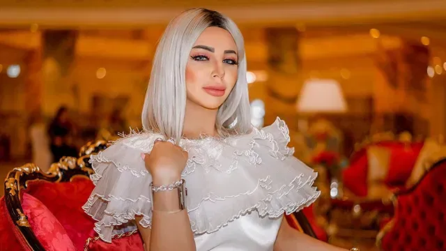 Изысканные люстры и интерьер для роскошного пространства