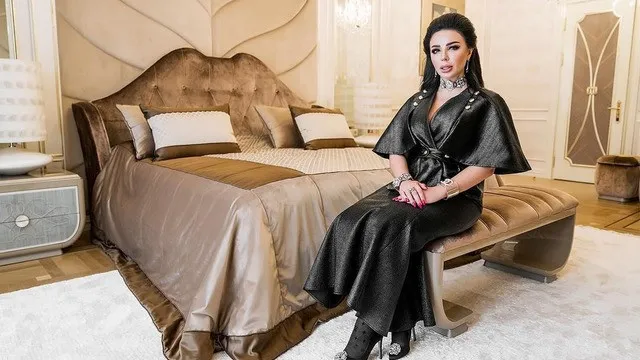 Elegant and Unique Bedside Tables and Nightstands for a Stylish Bedroom