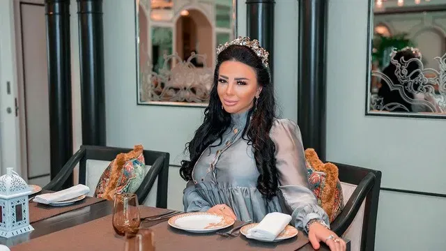 Необходимые аксессуары для стола для уютного и гостеприимного интерьера