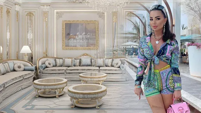 ارتقِ بغرفة المعيشة بأناقة ملكية مع أنطونوفيتش ديزاين