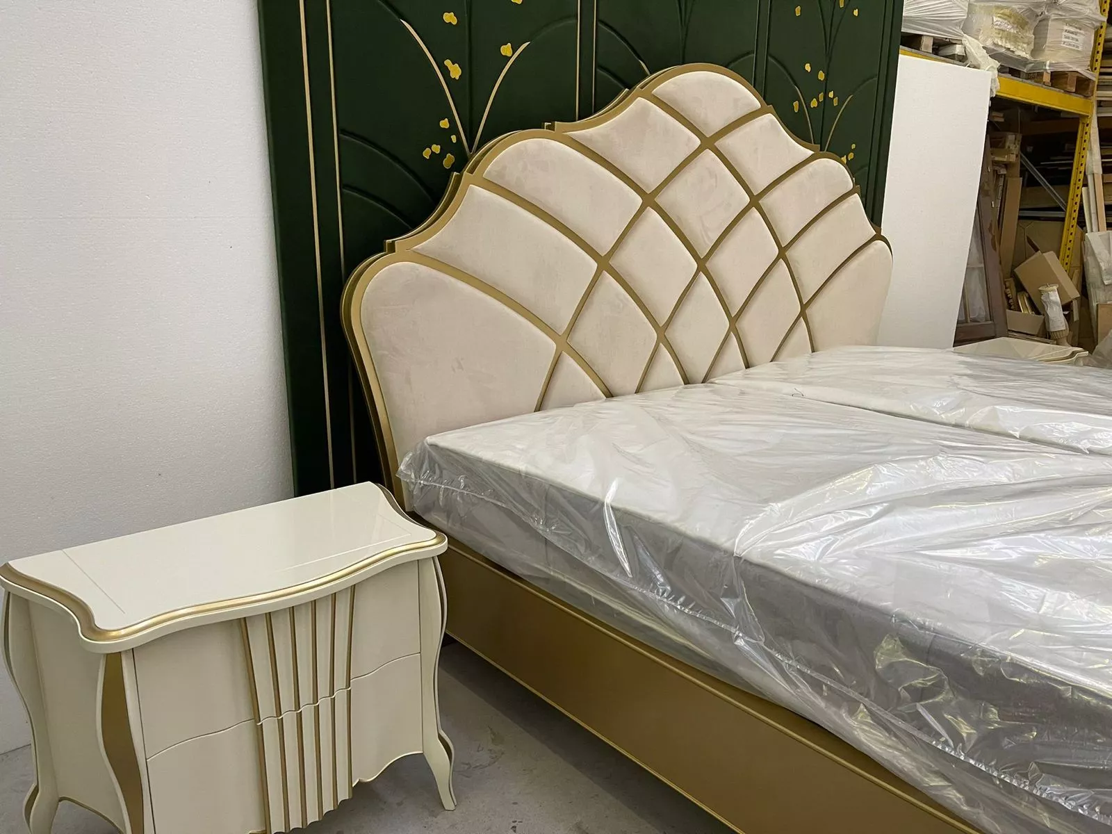 Dubai's Premier Furniture Manufacturing: A World of Luxury