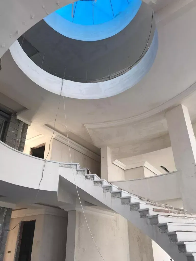 شركة إنشاء فلل في دبي وتنفيذ وتشطيب وتصميم داخلي فاخر