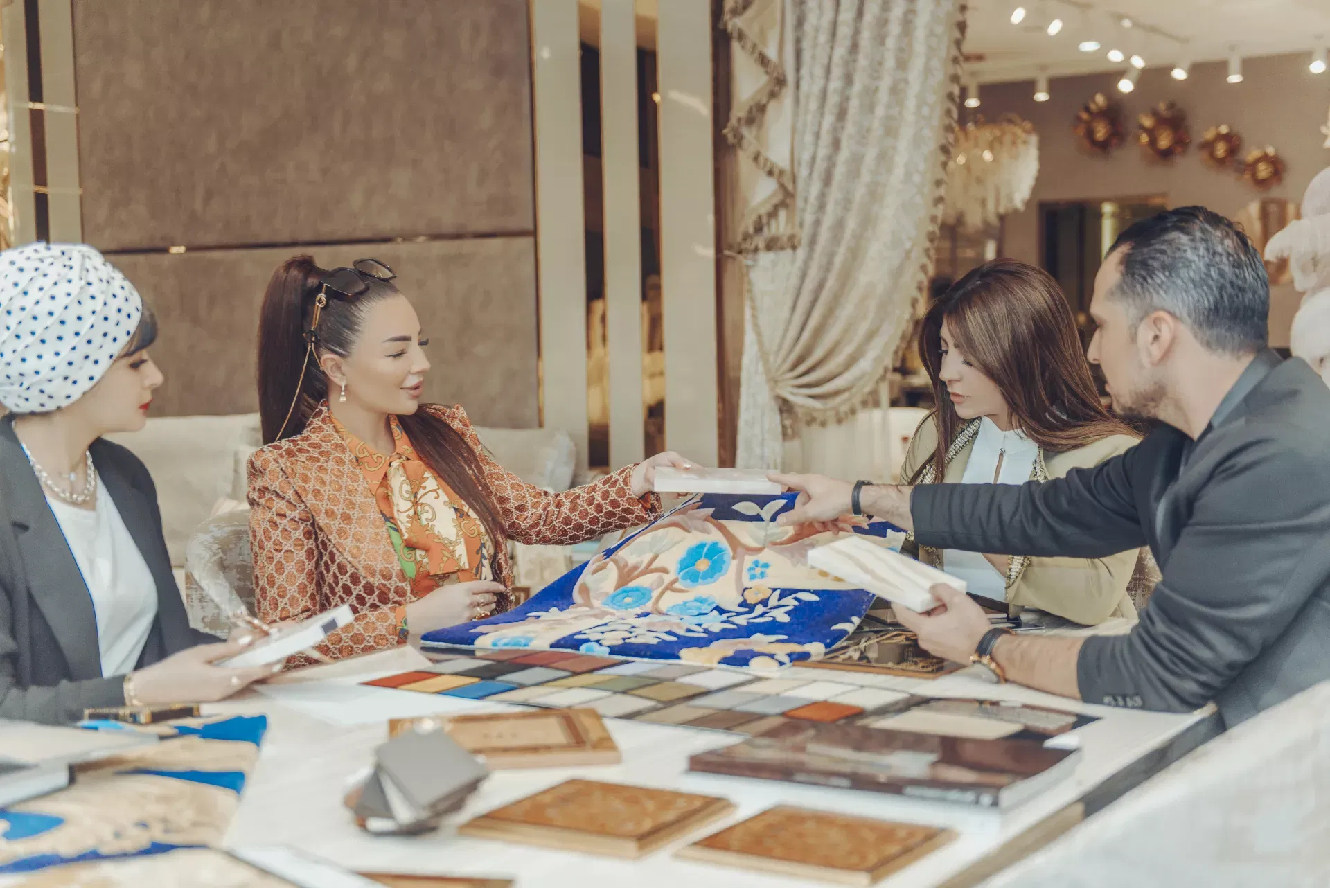 مشروع تجديد في أبوظبي: رحلة بصرية للتحول