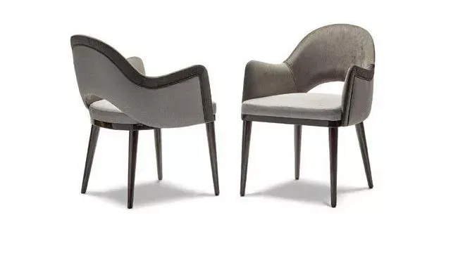 وجهتك الأولى لأثاث فاخر في دبي