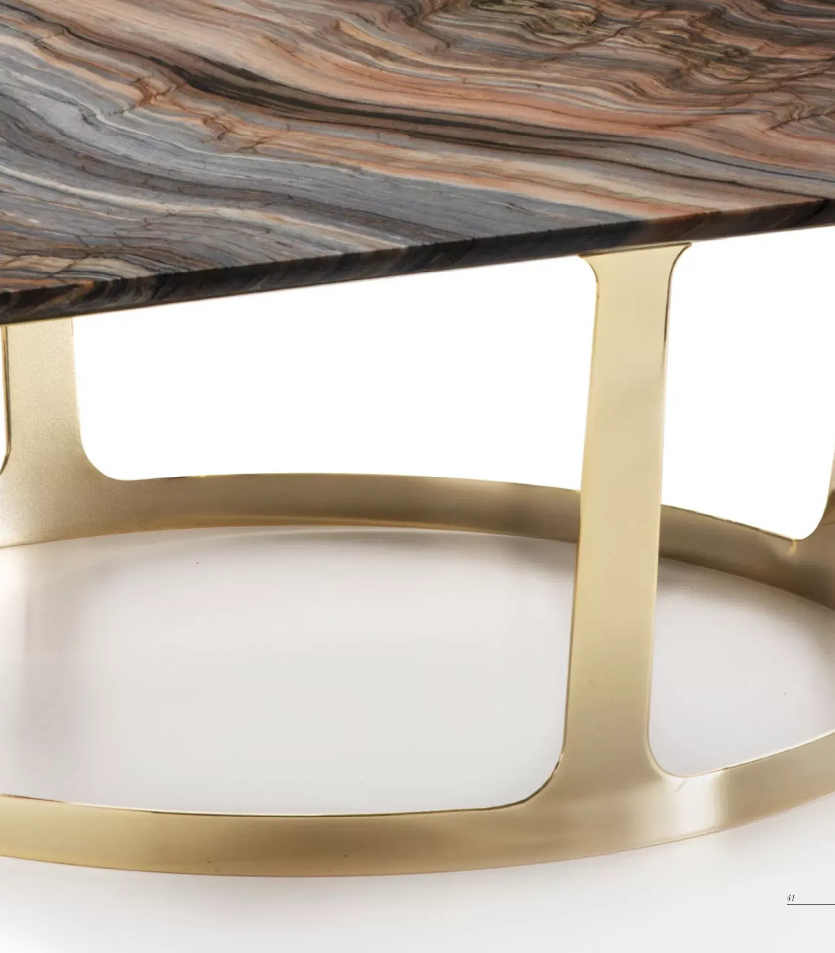 متاجر الأثاث الفاخر في دبي ومجموعات حصرية