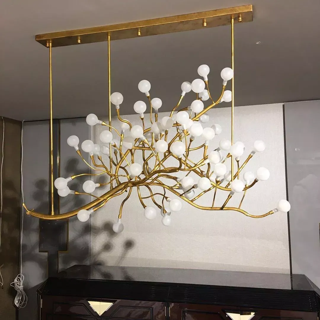 ثريات مخصصة وأثاث مميز في دبي