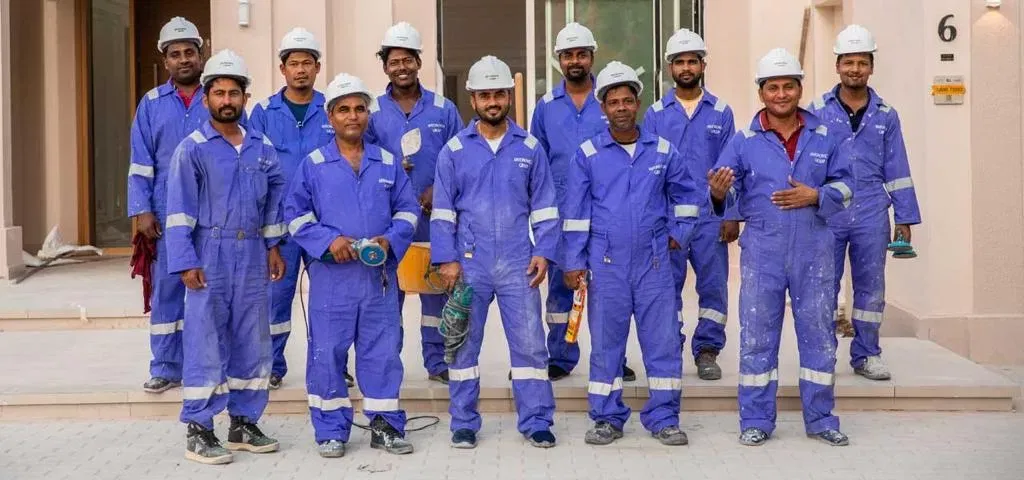 فن النجارة في التصاميم الداخلية الفاخرة بدبي