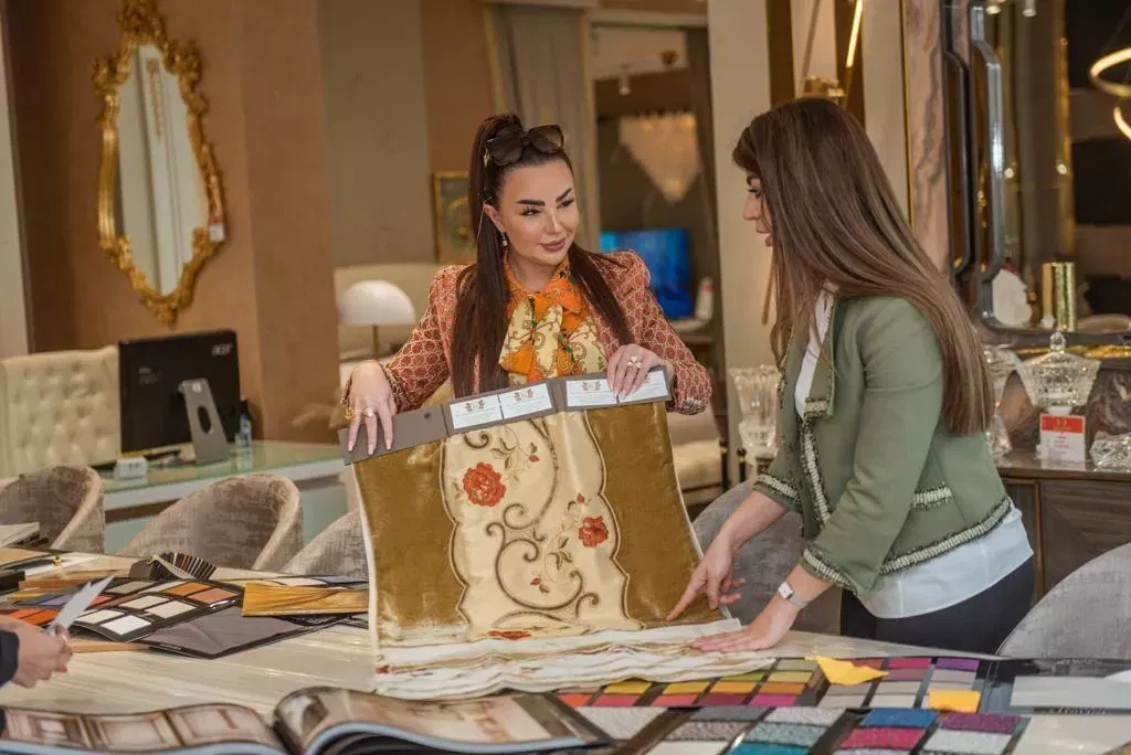 إتقان اختيار مواد التشطيب الداخلي