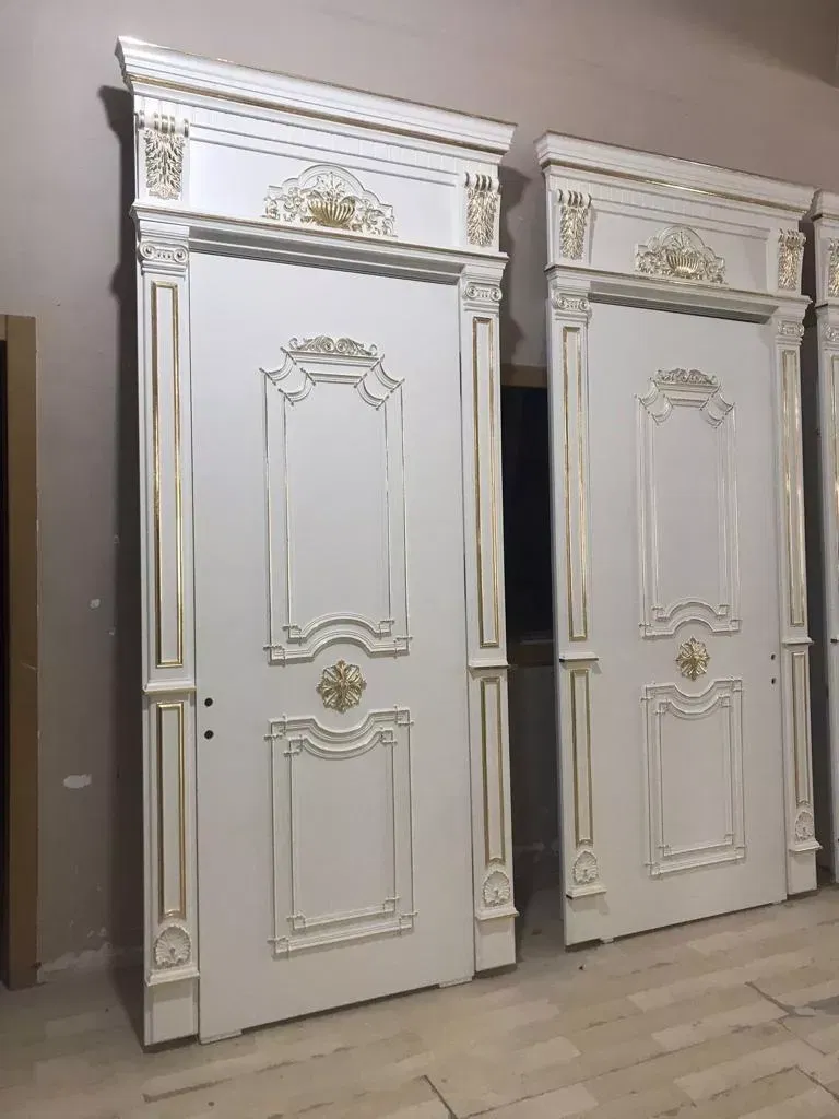 اكتشف أفضل خيارات الأبواب الفاخرة لمدخل منزلك في دبي