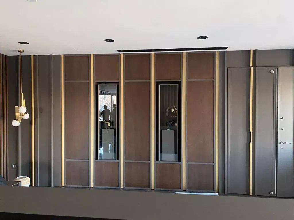 خدمات النجارة الفاخرة في الإمارات: ارتقِ بتصميم داخلي راقٍ