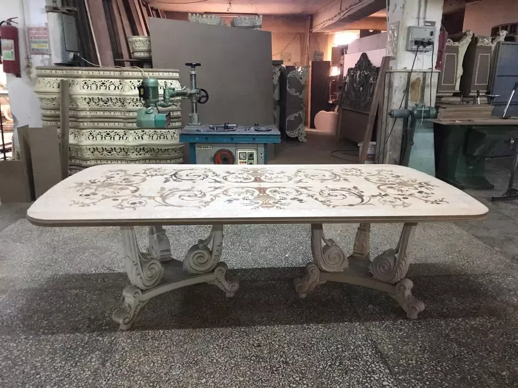 إبداعات منحوتة يدوياً فاخرة