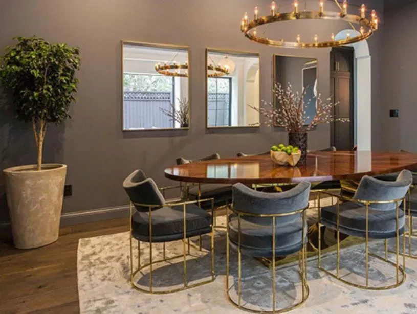 دليل تصميم غرفة الطعام في دبي