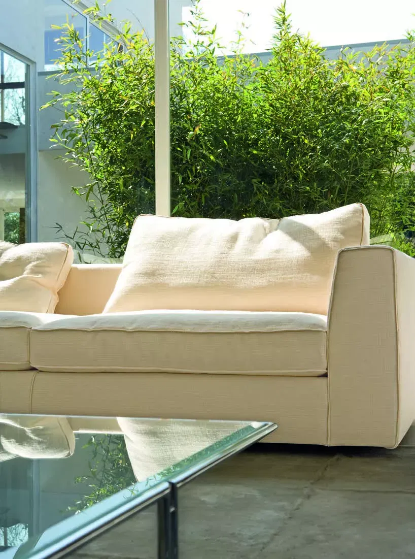 الدليل النهائي لشراء أثاث حديث في الإمارات