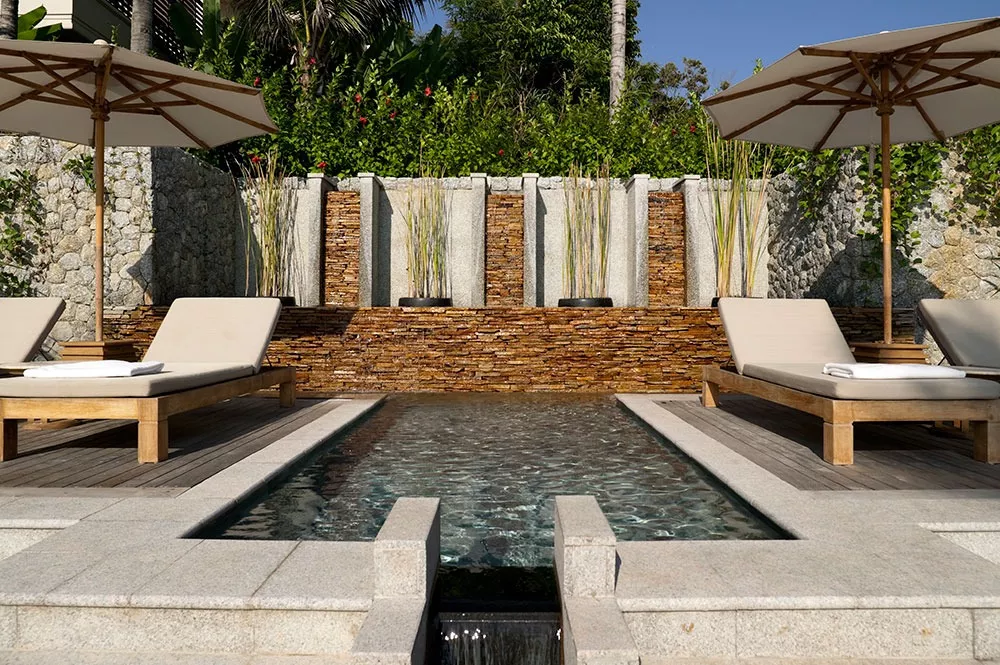Contemporary Outdoor and Pool Design Ideas for a Stylish Backyard