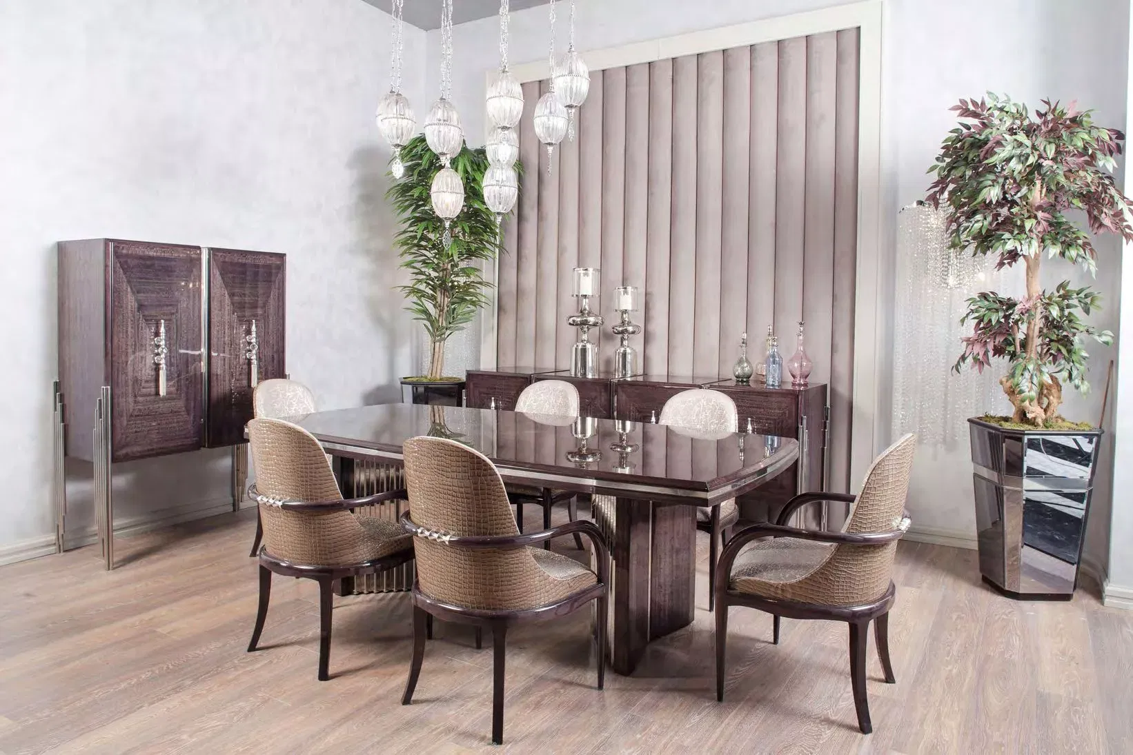 Exquisite Luxury Interior Design Elements for an Opulent Home