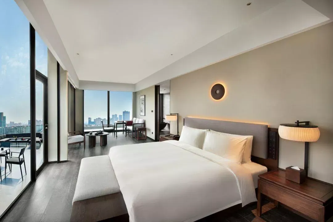 Elevating Guest Experiences with Luxury Hotel Furniture