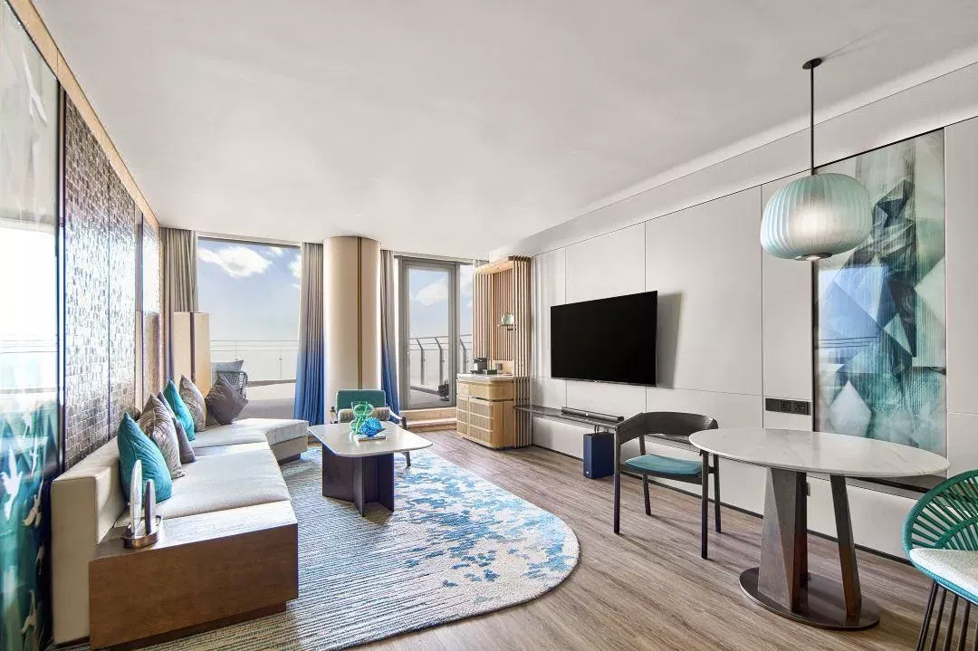 Creating the Ultimate Hotel-Inspired Living Room Oasis