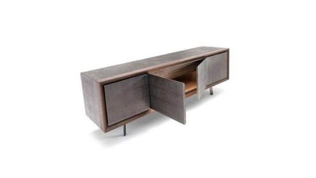 Minimalist Style TV Table
