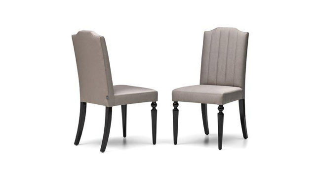 Comfortable Contemporary Chair